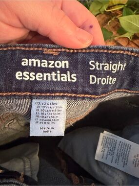 Amazon Essentials Dark Blue Straight Jeans with Copper Stitching